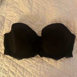 Calvin Klein Black strapless bra